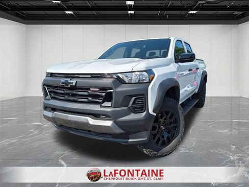 Certified 2024 Chevrolet Colorado Trail Boss w/ Technology Package AWD/4WD image 1
