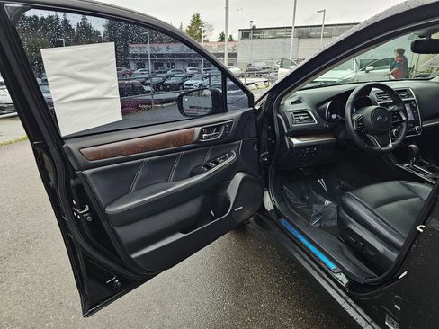 Used 2019 Subaru Outback 2.5i Limited w/ Popular Package #2 image 19