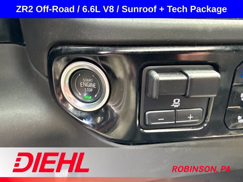 Used 2025 Chevrolet Silverado 2500 ZR2 w/ Technology Package AWD/4WD image 31
