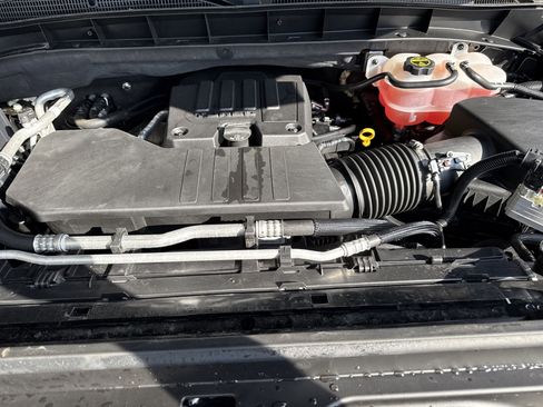 Used 2025 GMC Sierra 1500 Elevation image 32