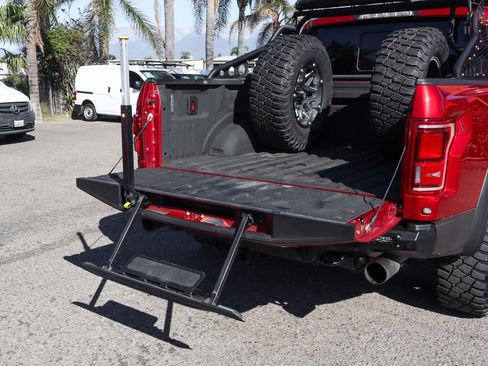 Used 2019 Ford F150 Raptor w/ Equipment Group 802A Luxury AWD/4WD image 9
