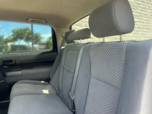 Used 2012 Toyota Tundra 4x4 CrewMax w/ Tow Pkg image 23