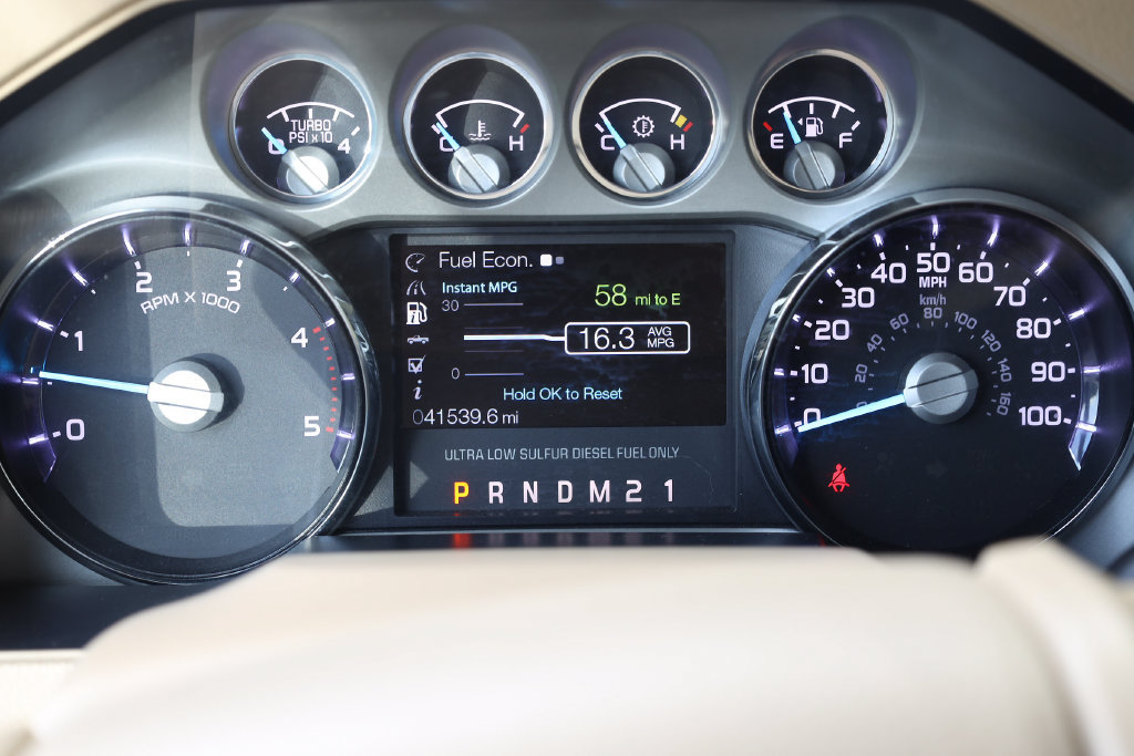 Used 2016 Ford F250 King Ranch w/ FX4 Off-Road Package AWD/4WD image 14