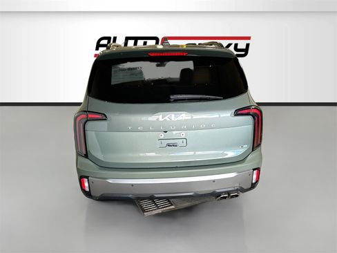 Used 2023 Kia Telluride EX X-Line image 6