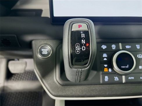 New 2025 Land Rover Defender 110 S image 18