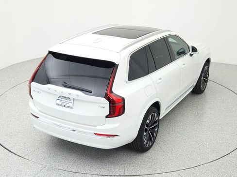 New 2025 Volvo XC90 T8 Plus w/ Protection Package Premier image 14