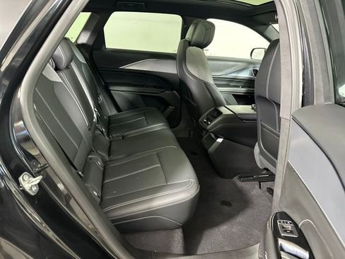 Used 2024 Cadillac Lyriq Tech image 28