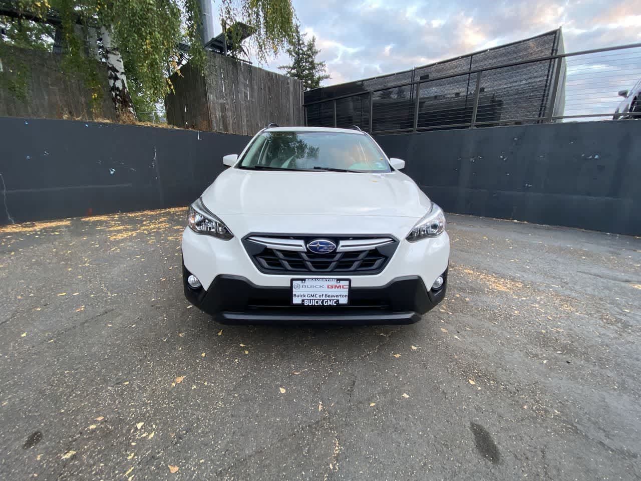 Used 2023 Subaru Crosstrek 2.0i Premium AWD/4WD image 9