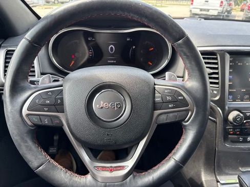 Used 2017 Jeep Grand Cherokee Trailhawk AWD/4WD image 24