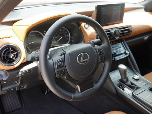 Used 2025 Lexus IS 350 F Sport RWD image 19