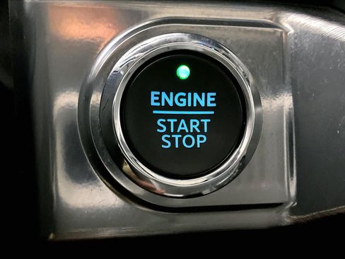 Used 2021 Ford F150 Lariat w/ Equipment Group 502A High AWD/4WD image 31