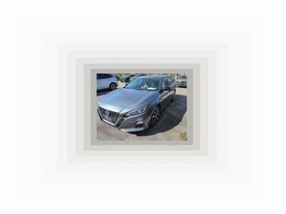 Used 2020 Nissan Altima 2.5 SR w/ Premium Package