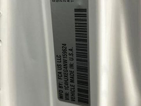 Certified 2022 Jeep Wrangler Unlimited Sahara image 52