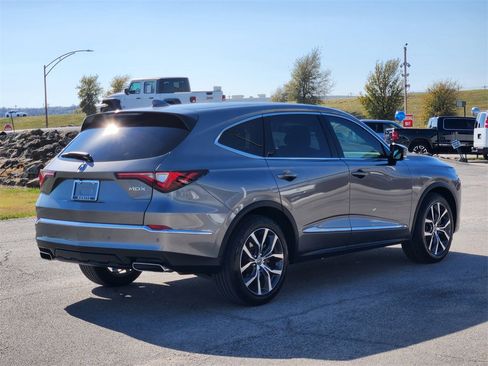 Used 2022 Acura MDX FWD w/ Technology Package image 7