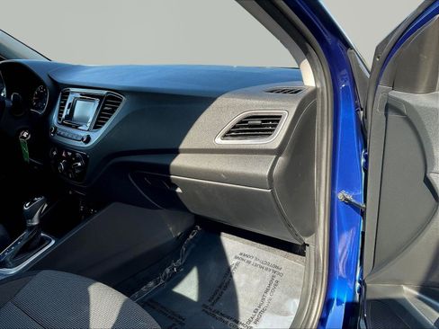 Used 2019 Hyundai Accent SE FWD image 25