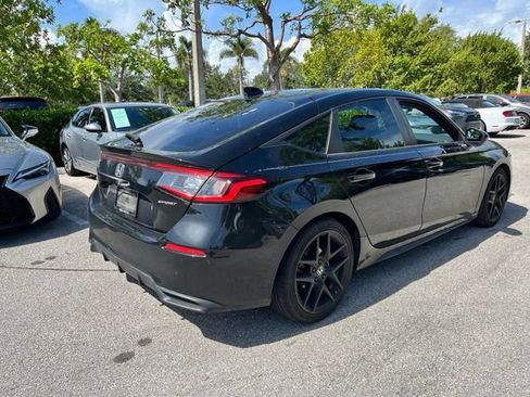 Used 2023 Honda Civic Sport image 6