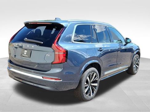 Certified 2026 Volvo XC90 B6 Core w/ Protection Package image 7