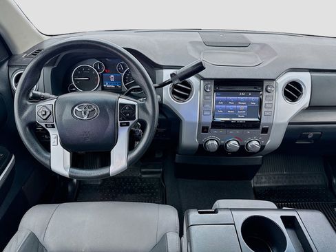 Used 2017 Toyota Tundra SR5 RWD image 14