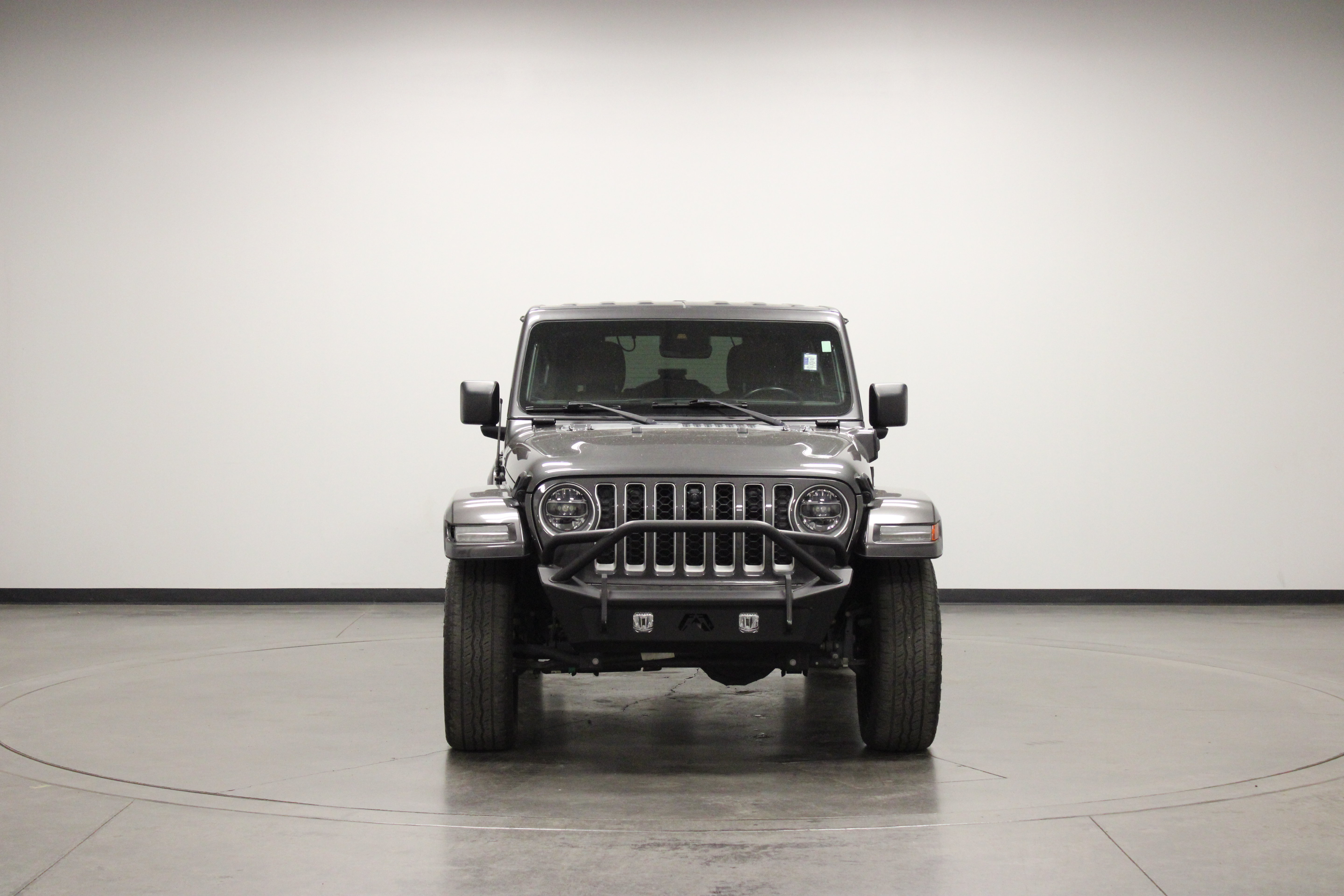 Used 2022 Jeep Wrangler Unlimited Sahara w/ Cold Weather Group AWD/4WD image 3