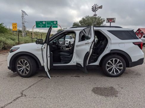 New 2025 Ford Explorer ST-Line image 10
