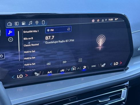 New 2026 Chevrolet Traverse LT w/ Sun and Wheel Package image 19