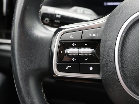 Used 2024 Kia Sorento S image 20