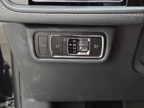 New 2026 Lincoln Aviator Reserve AWD/4WD image 23