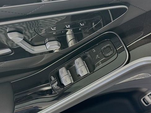 New 2026 Mercedes-Benz S 580 4MATIC Sedan image 18