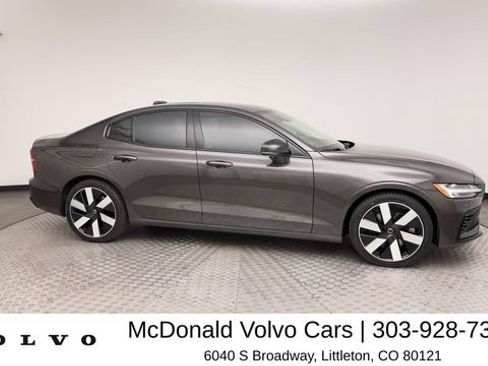 Certified 2025 Volvo S60 T8 Plus w/ Climate Package AWD/4WD image 9