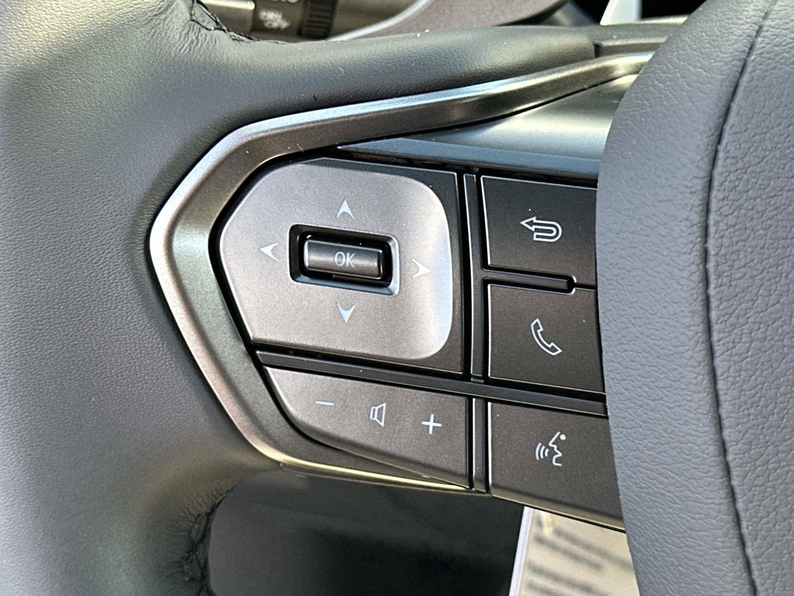 New 2026 Lexus RX 350h AWD/4WD image 15