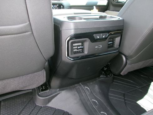 New 2026 Chevrolet Silverado 2500 ZR2 AWD/4WD image 17