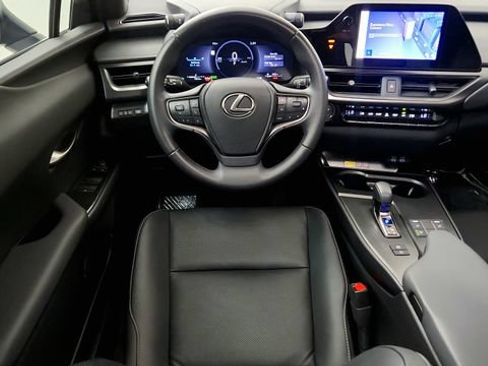 Used 2025 Lexus UX 300h FWD image 52