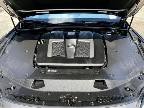 Used 2022 Lexus LS 500 AWD w/ Interior Upgrade Package image 32
