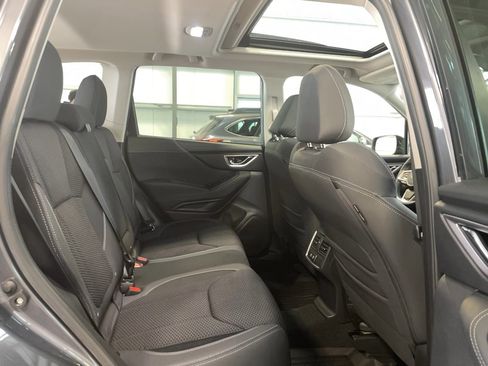 Used 2023 Subaru Forester Premium image 19