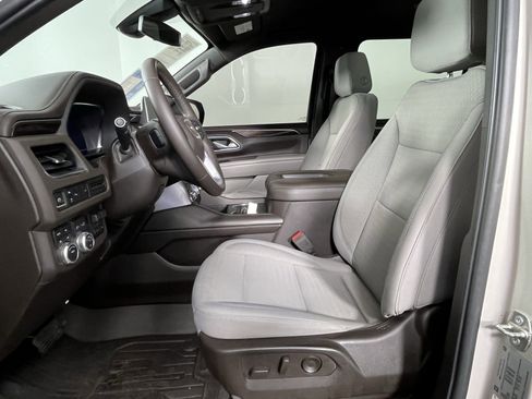 Used 2022 GMC Yukon XL SLE w/ Max Trailering Package image 11