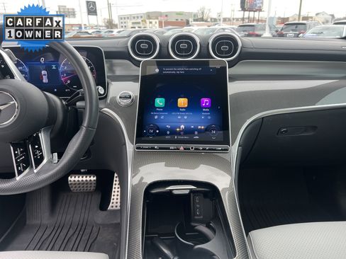 Used 2025 Mercedes-Benz GLC 300 image 31