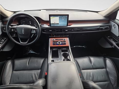Used 2022 Lincoln Aviator Reserve w/ Equipment Group 201A AWD/4WD image 9