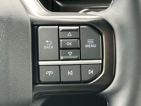 Used 2024 Ford F150 Platinum image 31