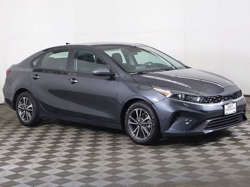 Used 2023 Kia Forte LXS FWD image 45