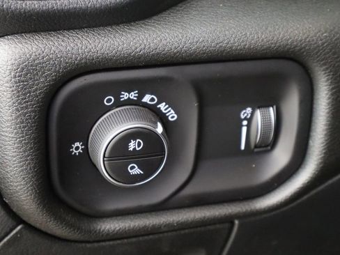 New 2026 RAM 1500 Express image 22