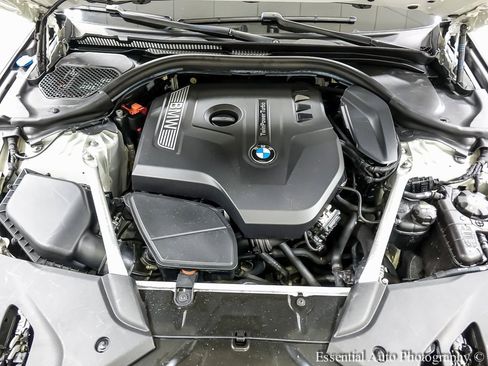 Used 2019 BMW 530i xDrive image 28