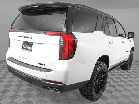 Used 2026 GMC Yukon Denali Ultimate AWD/4WD image 6