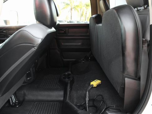 Used 2020 RAM 5500 Tradesman w/ Chrome Appearance Group image 37