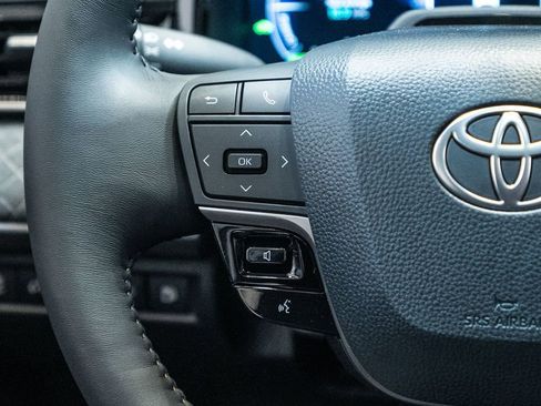 New 2026 Toyota Camry XLE image 18