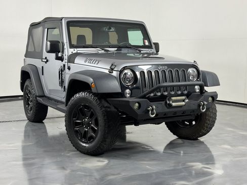 Used 2017 Jeep Wrangler Sport AWD/4WD image 2