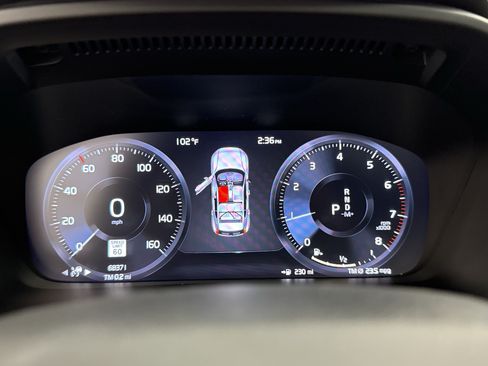 Used 2019 Volvo XC40 T5 R-Design AWD/4WD image 18