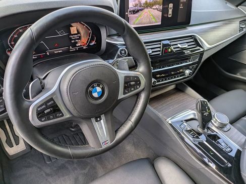 Certified 2023 BMW 530i xDrive w/ M Sport Package AWD/4WD image 16