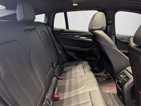 Used 2024 BMW X4 xDrive30i w/ Premium Package image 25