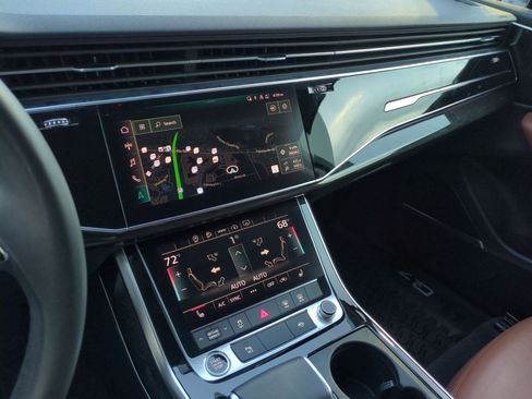 Used 2022 Audi Q7 Premium Plus image 30