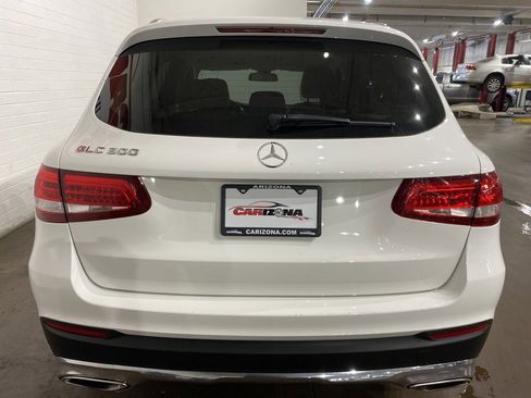 Used 2018 Mercedes-Benz GLC 300 image 4